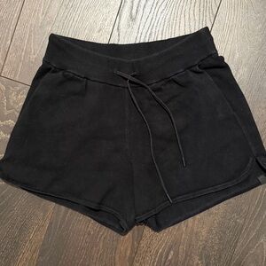 Lululemon Cotton-Cashmere Knit HR Short 4" in Black